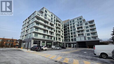 500 Plains Rd E in Burlington, ON - Building Photo - Building Photo