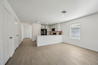 3008 Titan Spgs Dr in Fort Worth, TX - Building Photo - Building Photo