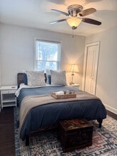 5415 Larchmont Ave in Charlotte, NC - Building Photo - Building Photo