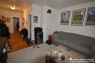 43 Joy St, Unit 1 in Boston, MA - Building Photo - Building Photo