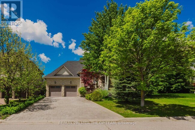 56 Park Ridge Dr in Vaughan, ON - Building Photo - Building Photo