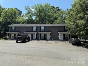1512 Seigle Ave, Unit 2 in Charlotte, NC - Building Photo - Building Photo