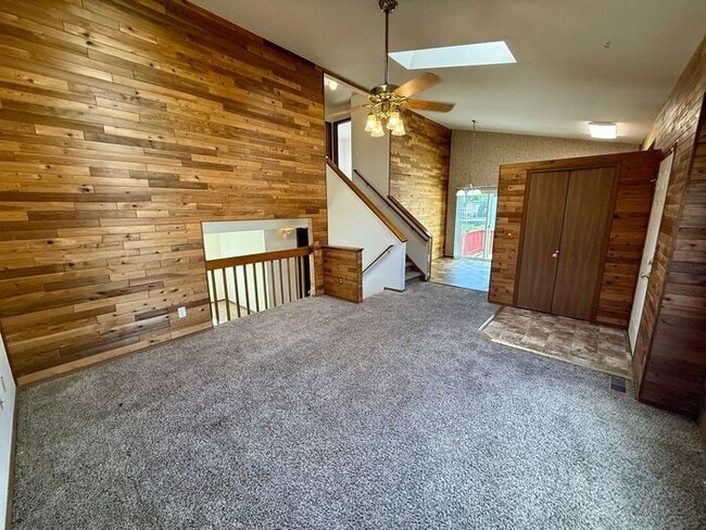 property at 880 Scarborough Dr