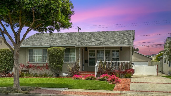 property at 5019 Scott St