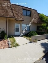 1819 Mountain View Dr in Cody, WY - Building Photo
