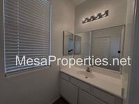 11625 Danielle Dr in Adelanto, CA - Building Photo - Building Photo