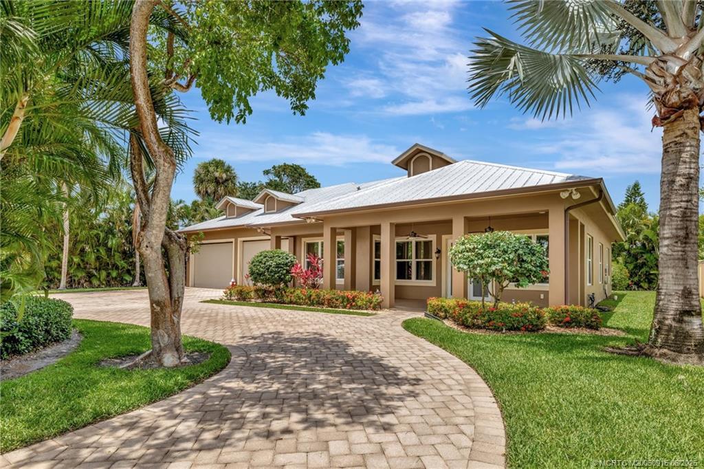 311 SE Cardinal Way in Stuart, FL - Building Photo