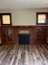 1217 N Robberson Ave in Springfield, MO - Building Photo - Building Photo