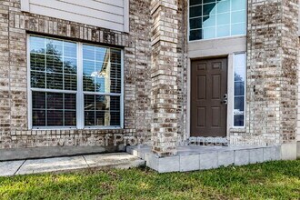 479 Bobcat Hollow in San Antonio, TX - Building Photo - Building Photo