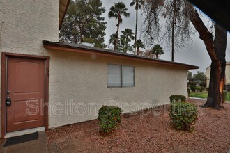 860 E Brown Rd in Mesa, AZ - Building Photo - Building Photo