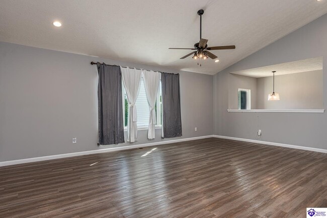 316 Berkshire Ave in Rineyville, KY - Building Photo - Building Photo