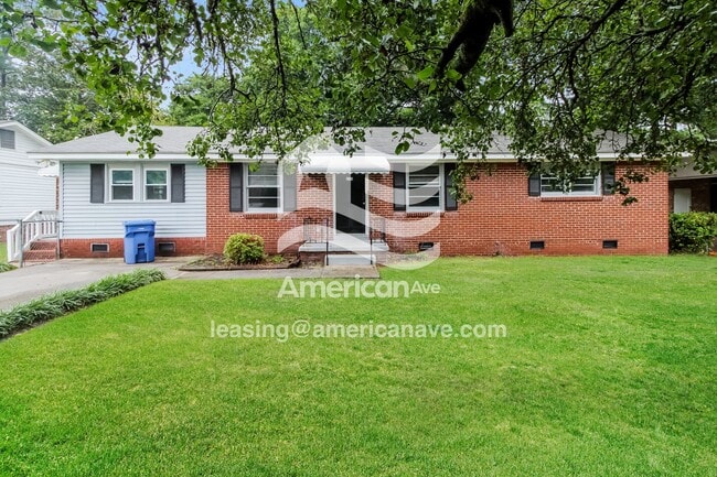2109 Gayley St in Columbia, SC - Foto de edificio - Building Photo
