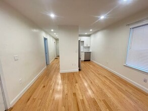 95 Phillips St in Methuen, MA - Building Photo - Building Photo