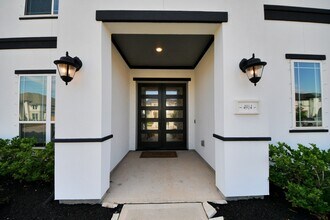 4914 Olive Province Ln in Manvel, TX - Foto de edificio - Building Photo