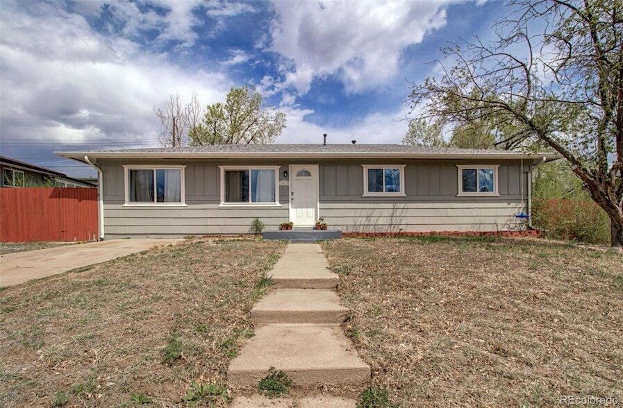 261 Sherri Dr in Colorado Springs, CO - Building Photo
