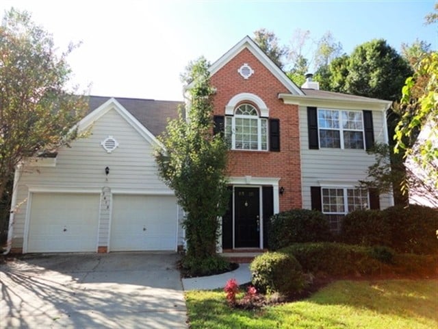 property at 7613 Lullwater Cv