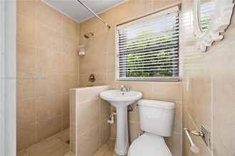 1500 Van Buren St in Hollywood, FL - Building Photo - Building Photo