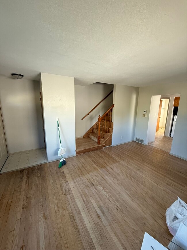 1430 Eder Ln, Unit 1430 in West Bend, WI - Building Photo - Building Photo