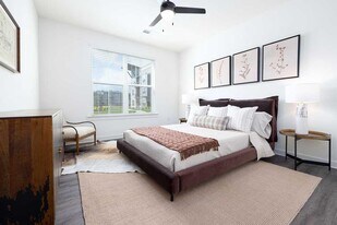 2023 W Iris Dr SE in Conyers, GA - Building Photo