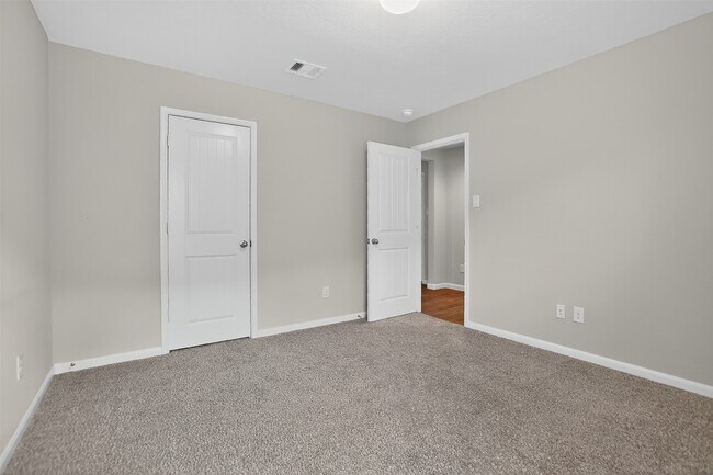 property at 3310 Sumac Dr