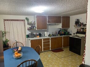 411 S Fir St in Omak, WA - Building Photo - Building Photo