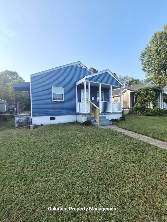 property at 900 N 38th St