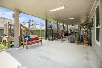 1333 N Meyer Ave in Seabrook, TX - Building Photo - Building Photo