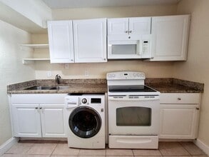 101 S Evergreen Ave in Clearwater, FL - Building Photo - Building Photo