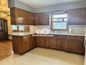 8225 20th Ave N in Lino Lakes, MN - Foto de edificio - Building Photo