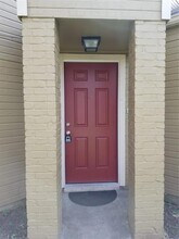 1201 Danbury Square in Austin, TX - Building Photo - Building Photo