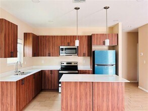 11 West Dr in Edinburg, TX - Building Photo - Building Photo