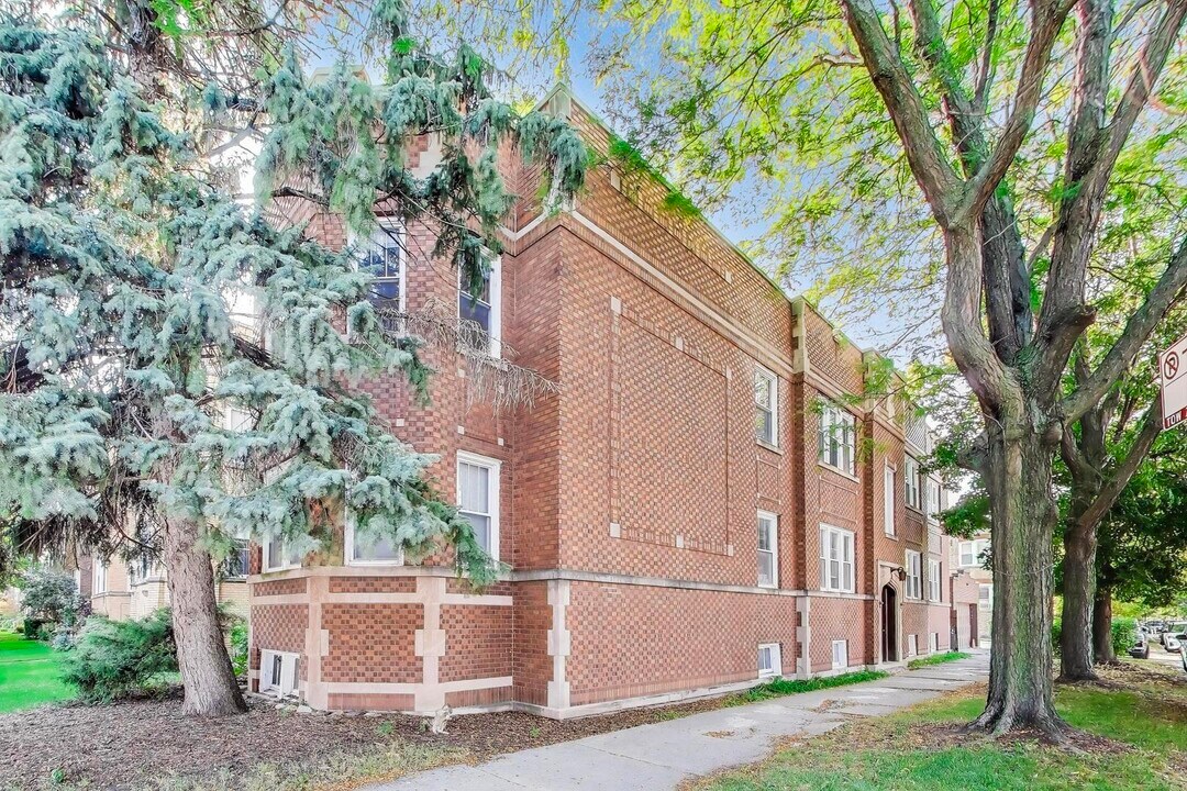 3921 N Long Ave in Chicago, IL - Building Photo