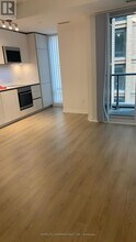 8-1108 Widmer St in Toronto, ON - Building Photo - Building Photo