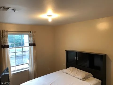 469 Hawthorne Ave, Unit Apt 1 in Newark, NJ - Foto de edificio - Building Photo