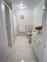 1351 SW 70th Ave in Miami, FL - Building Photo - Building Photo
