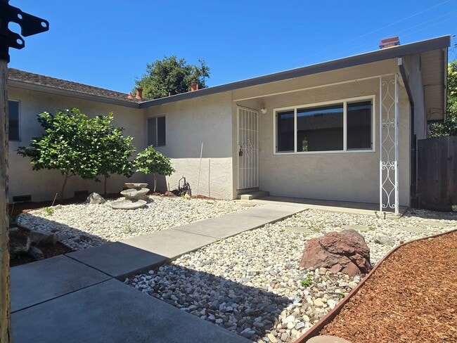 property at 941 Miller Ave
