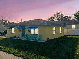 103 W Park St in Tarpon Springs, FL - Building Photo