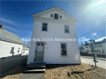 121 Main Rd in Milford, ME - Building Photo