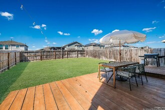 10019 Bur Sedge in San Antonio, TX - Building Photo - Building Photo