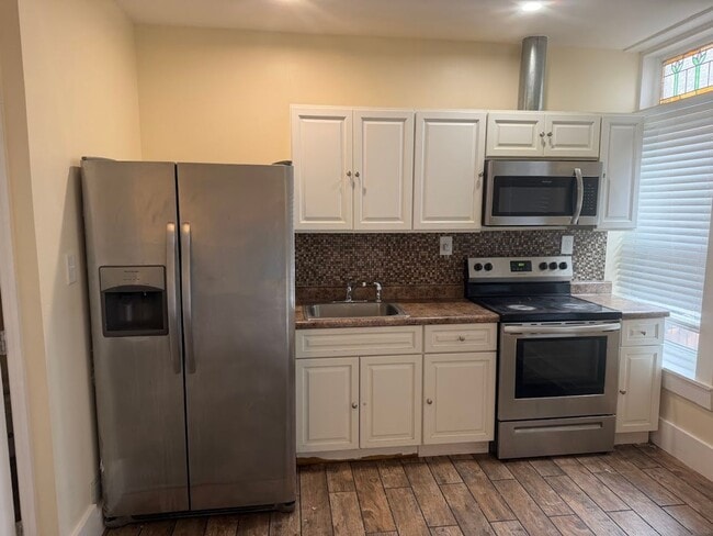 property at 942 Washington St
