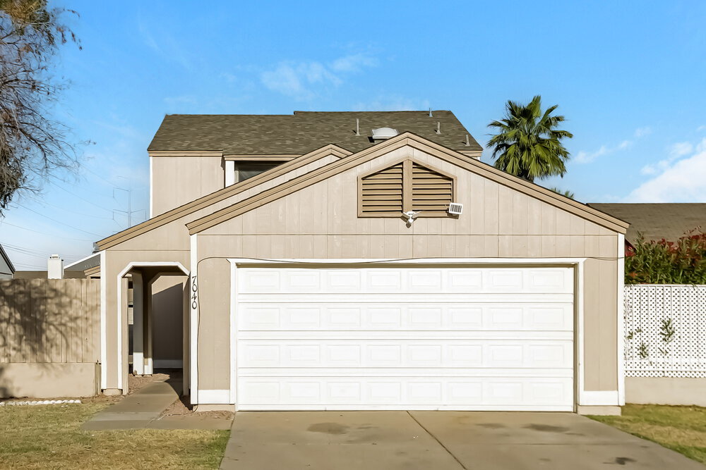 7040 S 44th St in Phoenix, AZ - Building Photo