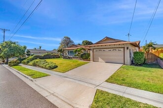 966 Nolan Way in Chula Vista, CA - Building Photo - Building Photo