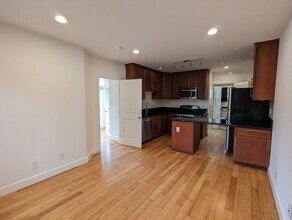 1010 Wilton Pl in Los Angeles, CA - Foto de edificio - Building Photo