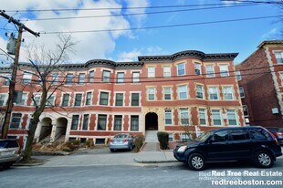 195 Winthrop Rd, Unit #4 in Brookline, MA - Building Photo
