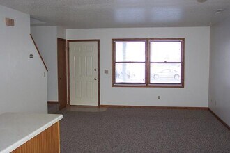 1308 Mark Ave in Tomah, WI - Building Photo - Building Photo
