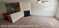 426 Saint John Dr photo'