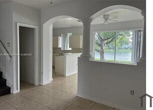 2704 SE 15th Pl in Homestead, FL - Building Photo - Building Photo