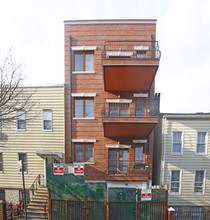 149 Newell St in Brooklyn, NY - Building Photo - Building Photo