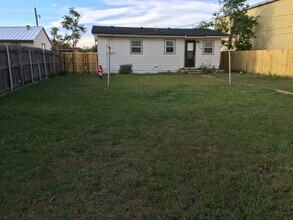 803 W 10th St in Borger, TX - Foto de edificio - Building Photo