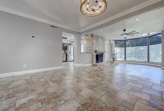 177 World of Tennis Sq in Lakeway, TX - Building Photo - Building Photo